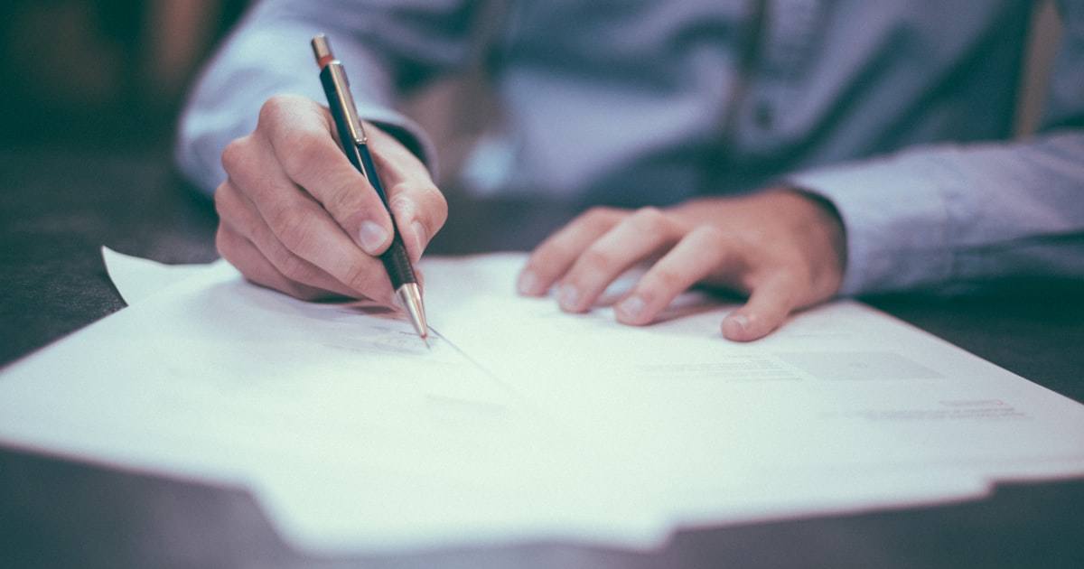 How to Speed Up Client Sign-Off: From Asset Approval to Contract Signature