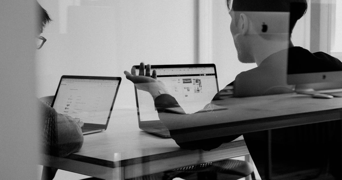 Headless CMS vs Traditional CMS: Which Is Right for Your Business?