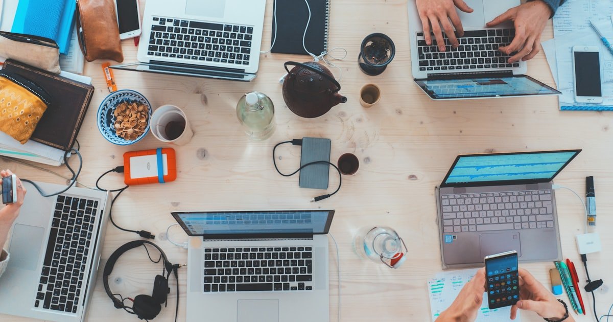 Website Development Tech Stack Guide: React, Next.js, WordPress, or Shopify?